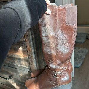 Brown dress boots